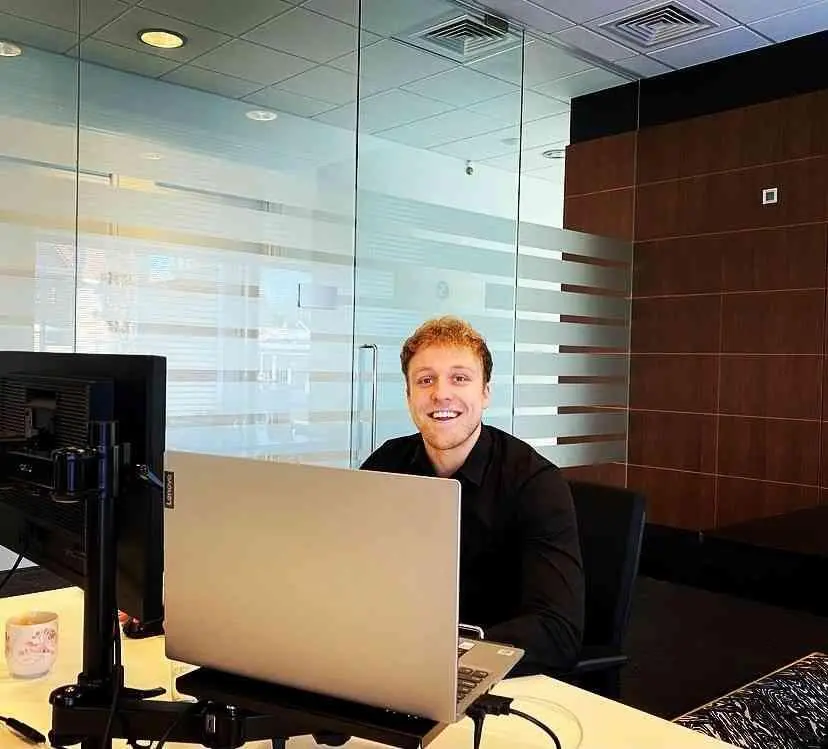 Lucas vond traineeship dankzij SmartHub talentenmailing: “Heel waardevol!”